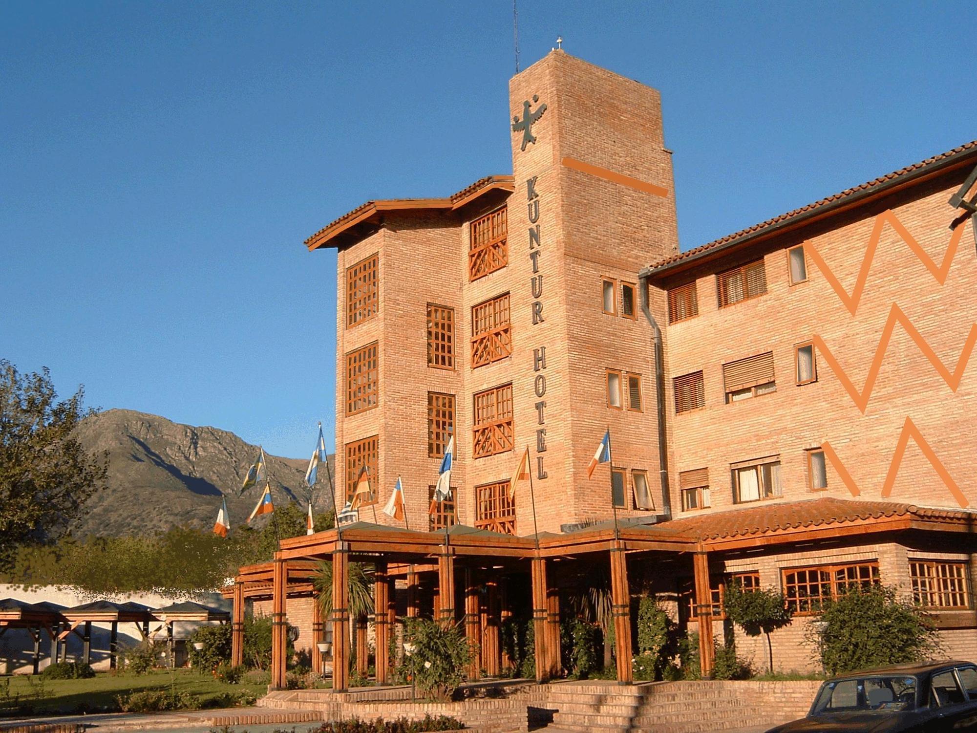 Kuntur Hotel Capilla del Monte Exterior foto